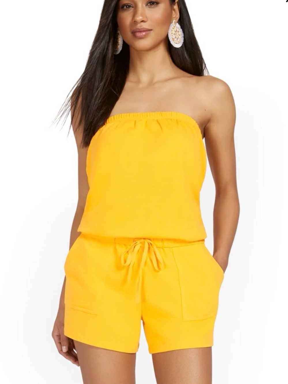 New York and Company sleeveless summer romper shorts small NWT